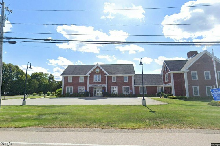 Norwell Police Hunt Mystery Driver Near Scenic Roads