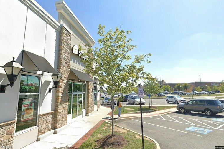 Nothing Bundt Cakes Eyes South Riding Spot in Loudoun's Priciest Shopping Hub