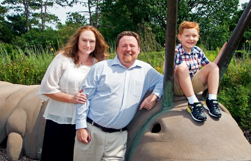 O'Fallon Lawmaker's Family Moves to Thailand, He Stays to Keep His House Seat
