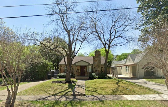 Oak Cliff Yard Spawns 40 Hospital-Gown Mannequins, Racks Up 3 Million Views