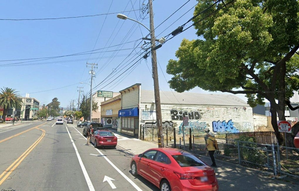 Oakland Crews Douse Vacant Warehouse Fire Near Brooklyn Basin in 40 Minutes