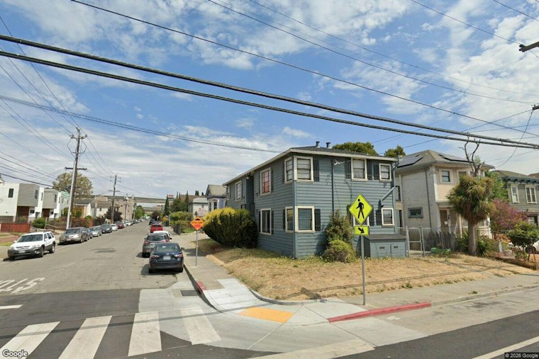 Oakland Gang Suspect Gets 37 Months as Machine Gun, Cash and Threats Surface