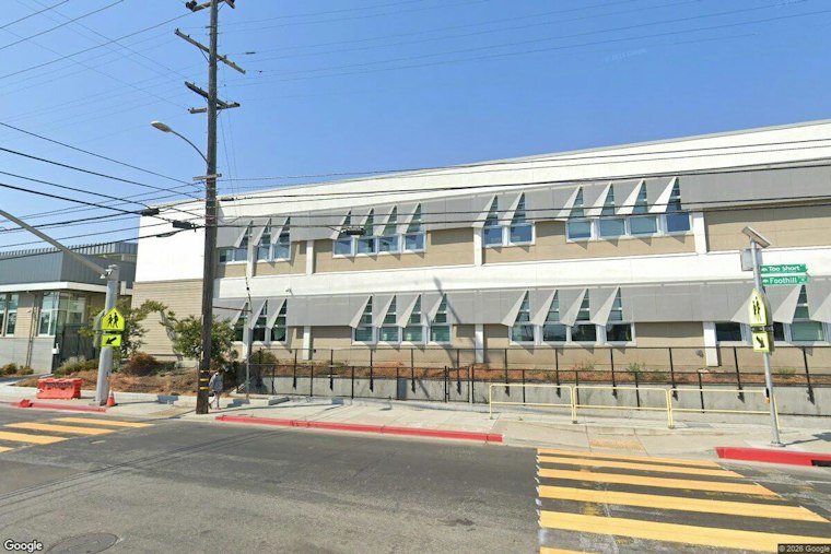 Oakland's Too $hort Way Street Sign Vanishes, Police Stay Silent