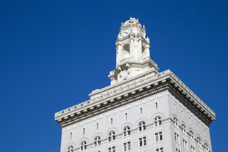 Oakland Weighs Daily Fines Up To $10,000 for Scofflaw Property Owners