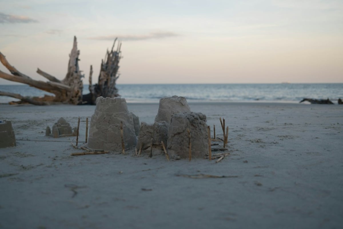 Ocean Beach Kids Build Karl the Fog, Win Big at Sandcastle Classic