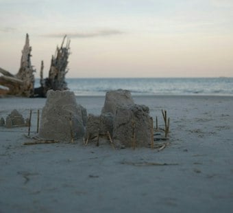 Ocean Beach Kids Build Karl the Fog, Win Big at Sandcastle Classic