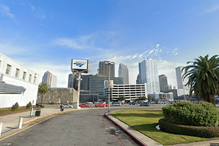 October Sizzler: New Orleans Heat Hangs On Before Blustery Weekend Cooldown