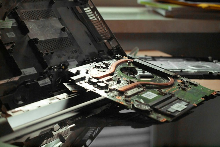Ohio Plant Set to Build Laptop Circuit Boards in Anduril-Qualcomm US Supply Push