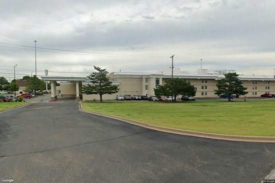 OKC Council Greenlights Holiday Inn's Switch to Apartments After Tree Canopy Fight