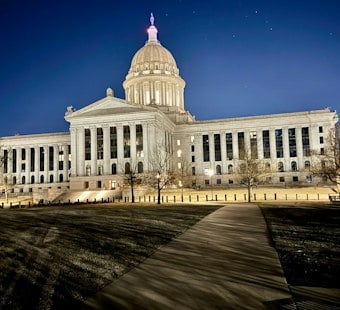 Oklahoma Lawmakers Eye New Marijuana Testing Rules as Patients Report Distrust