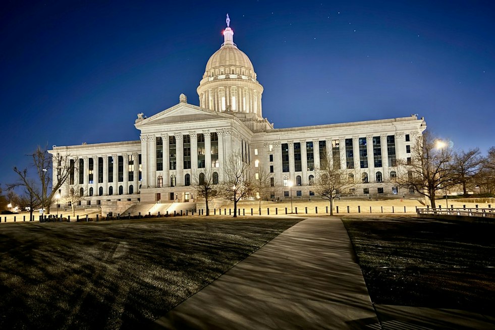 Oklahoma Lawmakers Eye New Marijuana Testing Rules as Patients Report Distrust
