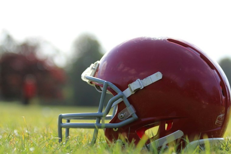 Oklahoma Lineman Sean Hutton Hospitalized, Teammates Wear His Initials vs Mississippi State
