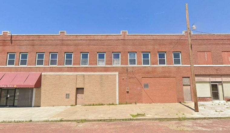 Oklahoma Tribe's Rival Chiefs Battle Over Kalshi Betting App Deal