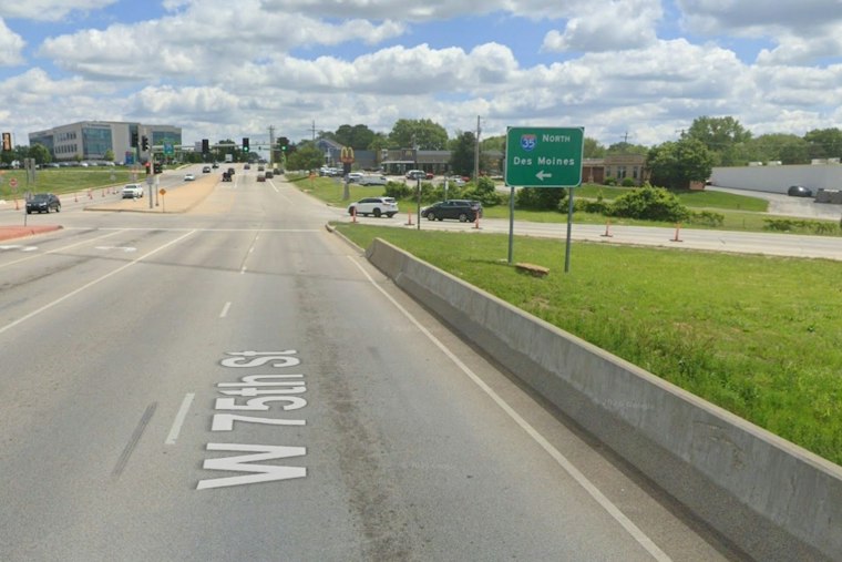Olathe Woman, 52, Dies After SUV Veers Off I-35 Ramp Into Merriam Ditch
