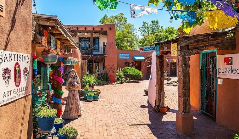 Old Town Albuquerque's Dia de los Muertos Returns With Glowing Balloons, 30+ Ofrendas