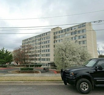Old Towne Hears the Wrecking Ball as Huntsville Summit Apartments Fall