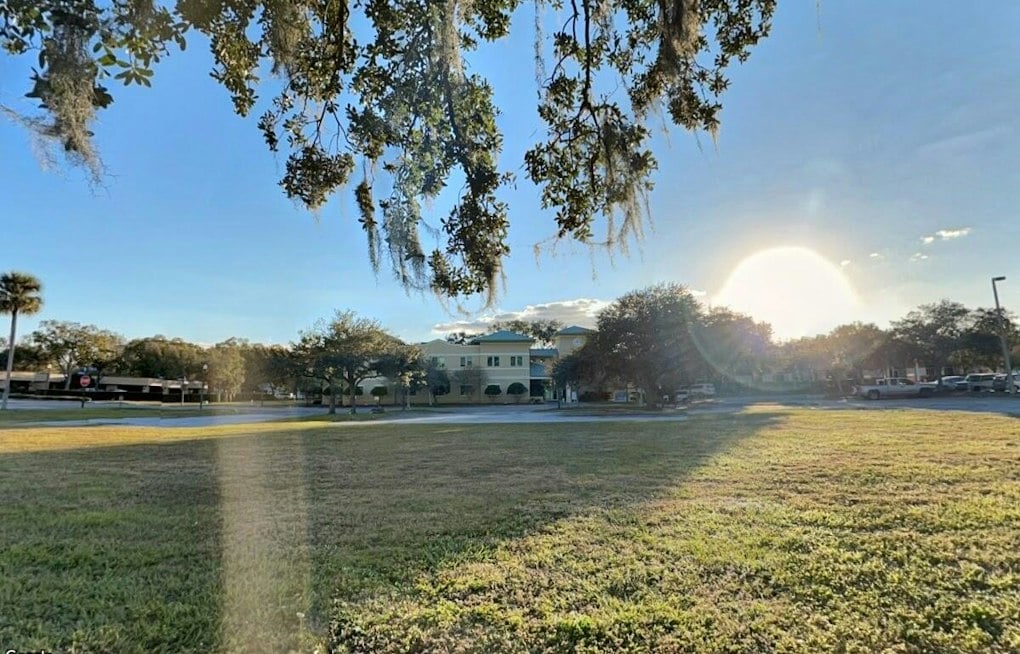 Oldsmar Weighs Letting 274 More Lots Build Granny Flats Amid Growth Fears