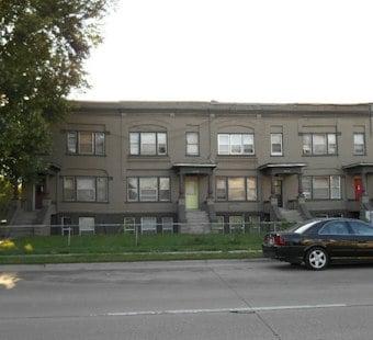 Omaha Cuts Parking Rules for New Homes, Hoping to Shrink Housing Costs