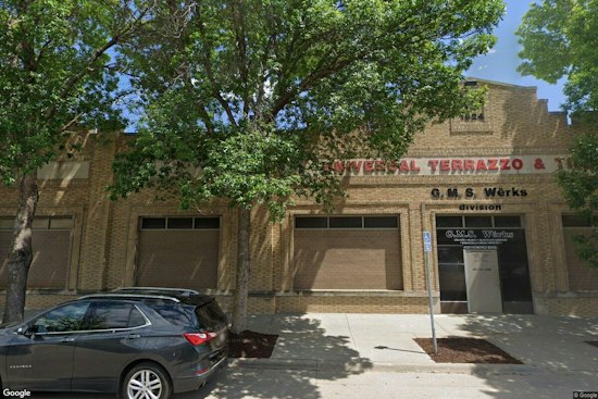 Omaha Thieves Dangle From Car Window to Snatch $2,400 in Stone Shop Metal