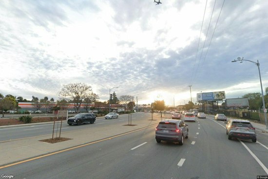 One Dead After Four-Car Crash Shuts Down Hwy. 101 Near Tully Road in San Jose