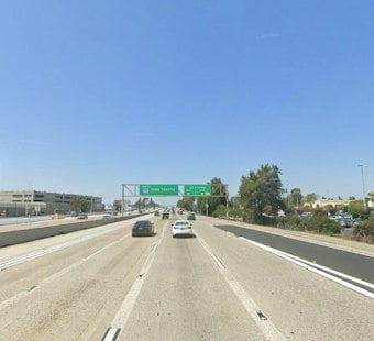 One Dead in Five-Vehicle Crash on Northbound 605 in Cerritos