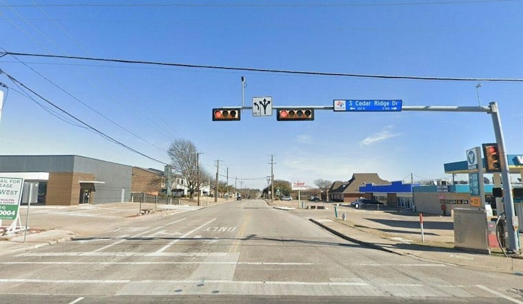 One Dead, One Hurt in Pre-Dawn I-20 Crash at Duncanville's Cedar Ridge Drive