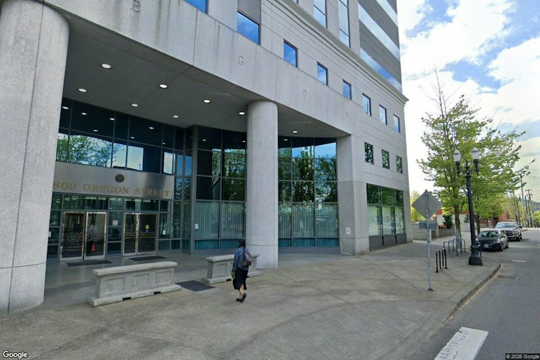 Oregon Health Worker Flu Shot Rate Sinks to 52%, Missing Goal by 55,000