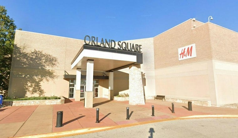 Orland Park Mall Shooter Trial Opens, Defense Says Britten Had To Be Restrained