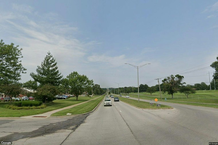Overland Park Mugger Shoves Woman Near Golf Course, Flees With Her Phone