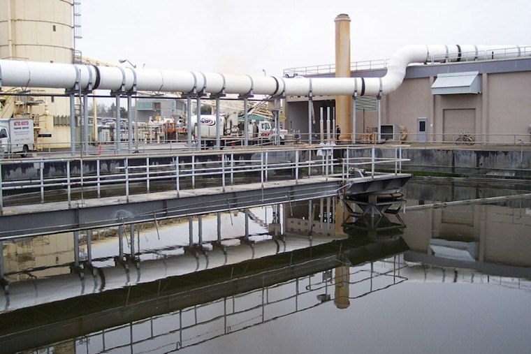Oviedo Senior Community Seeks New Sewage Plant as Residents Brace for Rate Hike