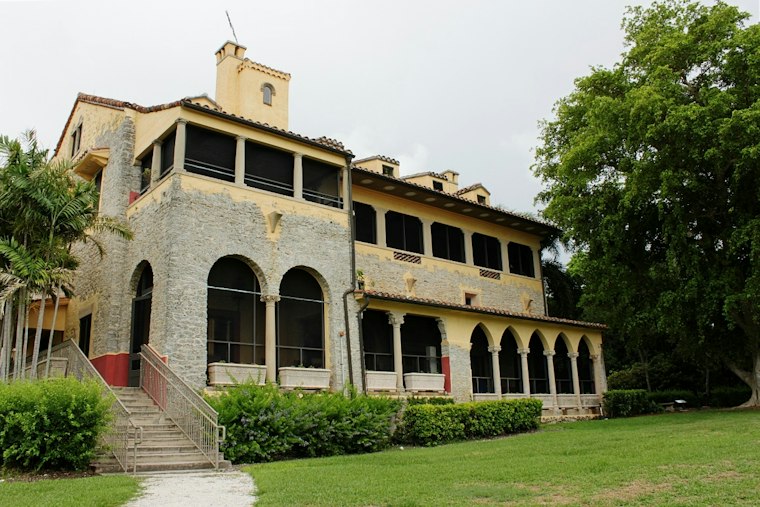 Palmetto Bay's Deering Estate Hosts Sephardic Singer for Heritage Month Concert