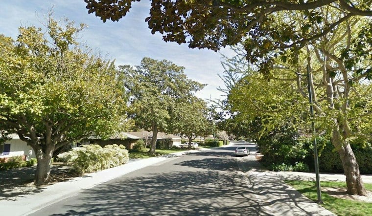 Palo Alto Council Lets Edgewood Drive Homeowners Fence Right Up to Creek Bank