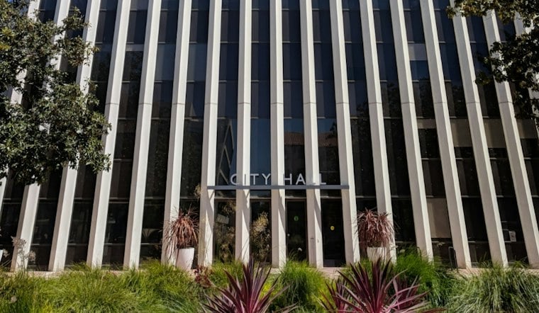 Palo Alto Weighs Year-Long Ban on New ICE Detention Centers