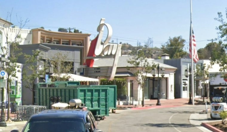 Paramount Takes Over Pacific Palisades' Bay Theater, Plans Reopening This Year