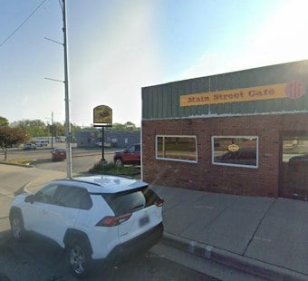 Paris, Illinois Cafe Owner's ICE Detention Splits a Trump Stronghold