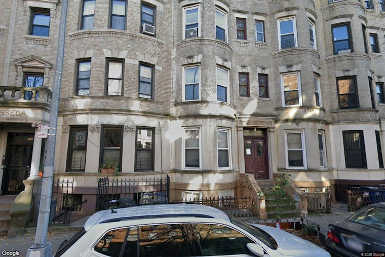 Park Slope Building Sale Puts Violation-Clearing Process in Focus
