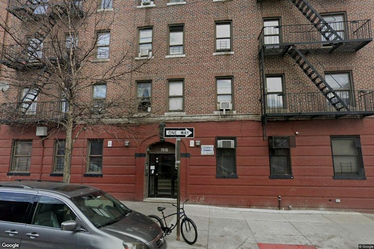 Parkchester Apartment Fire Sends 79 Responders Racing to Beach Avenue Building