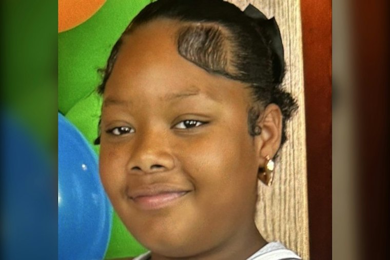 Pasco Deputies Search for Missing 13-Year-Old Last Seen in Land O' Lakes