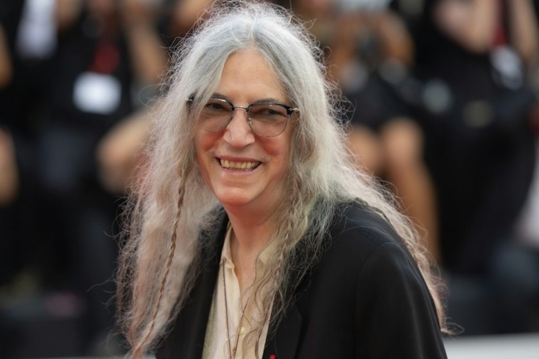 Patti Smith Brings Bread of Angels Memoir to Miami’s Ziff Ballet Opera House