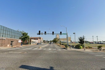 Pedestrian Critically Hurt in Thursday Crash at North St. Louis Intersection