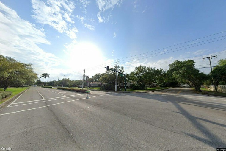Pedestrian Dies After Truck Strikes Him at Palm Beach Gardens Intersection