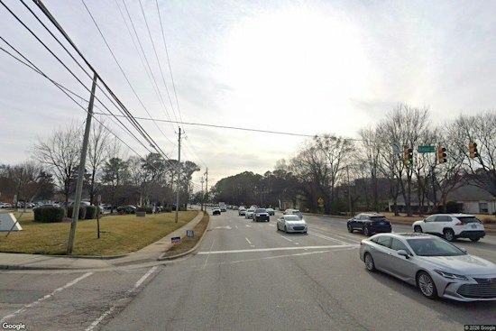 Pedestrian Killed Crossing Wake Forest Road in Raleigh, Driver Stays at Scene