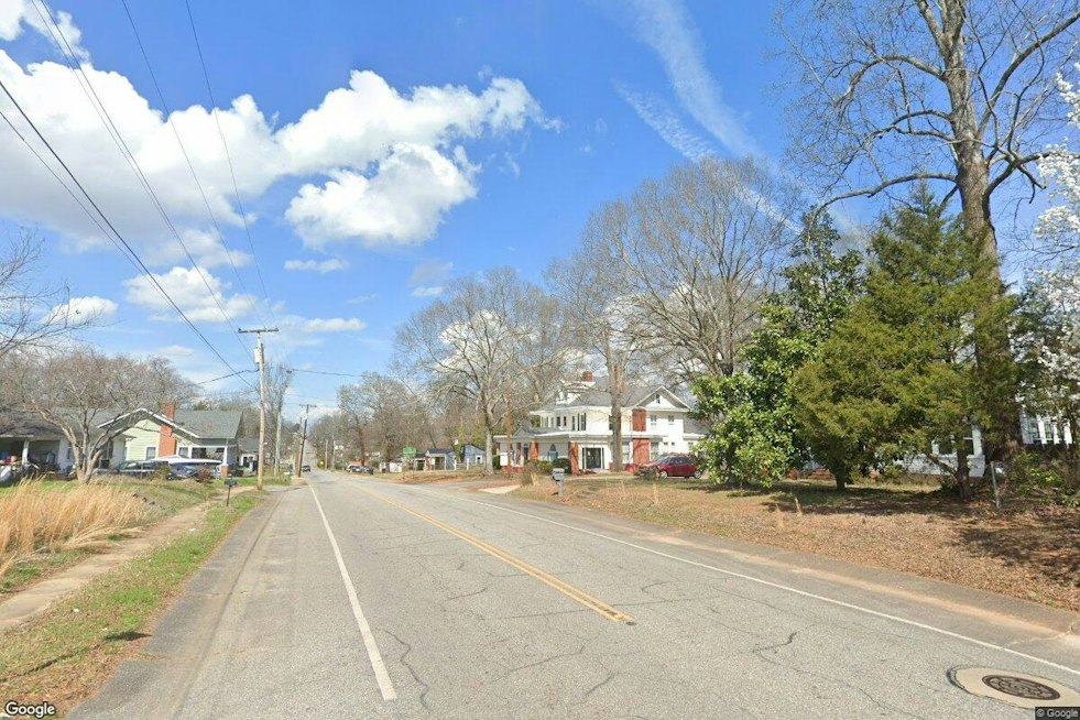 Pedestrian Killed in Anderson County Crash as Coroner Launches Early Probe