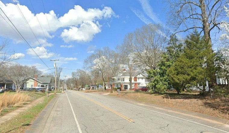 Pedestrian Killed in Anderson County Crash as Coroner Launches Early Probe