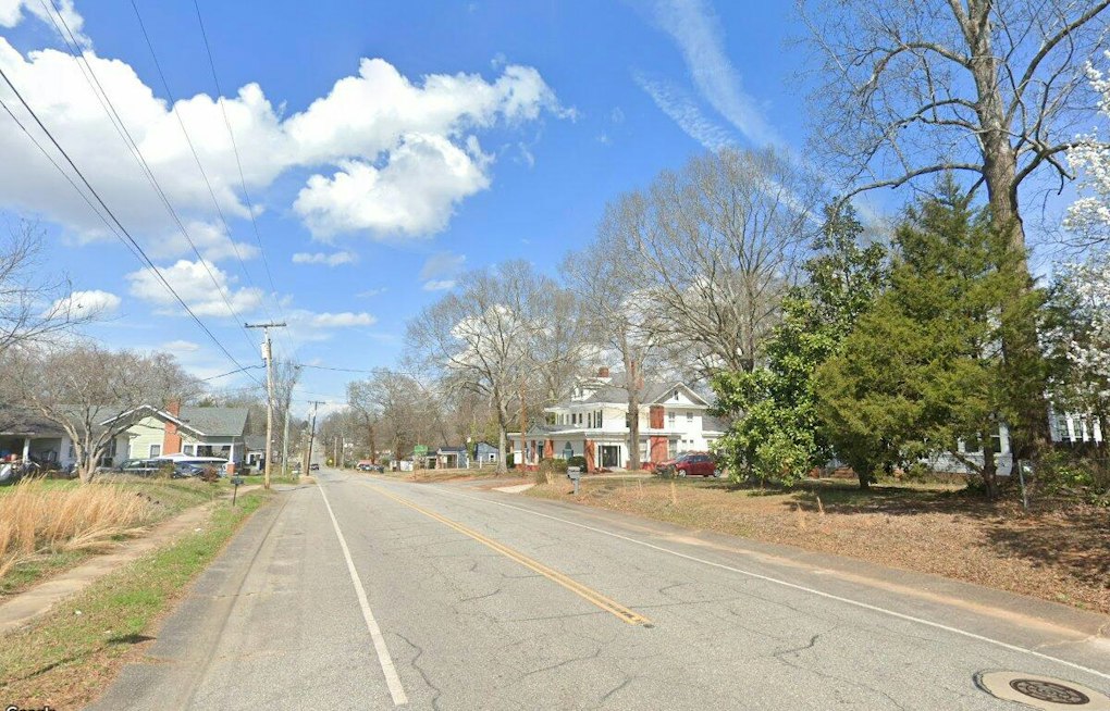 Pedestrian Killed in Anderson County Crash as Coroner Launches Early Probe