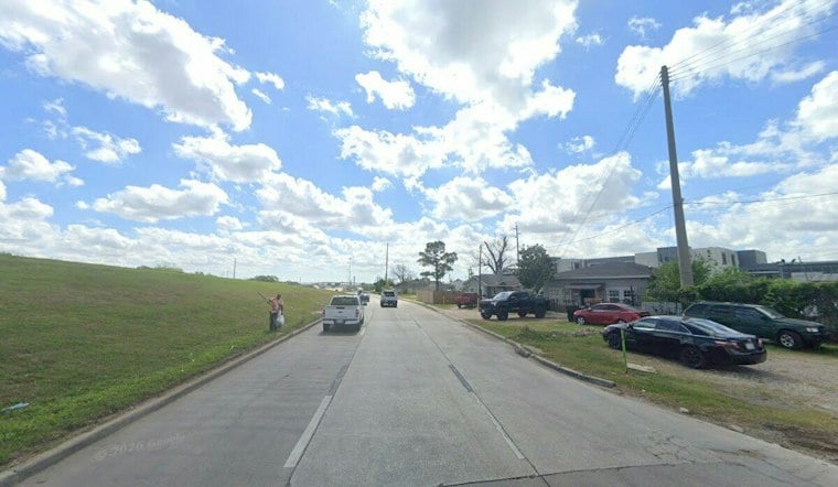 Pedestrian Killed in Houston Hit-and-Run, Driver Gone and No Witnesses