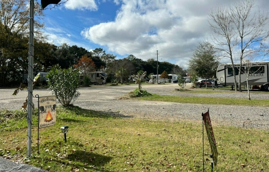 Pender County Approves 236-Site RV Park Despite Neighbors' Road Access Fears