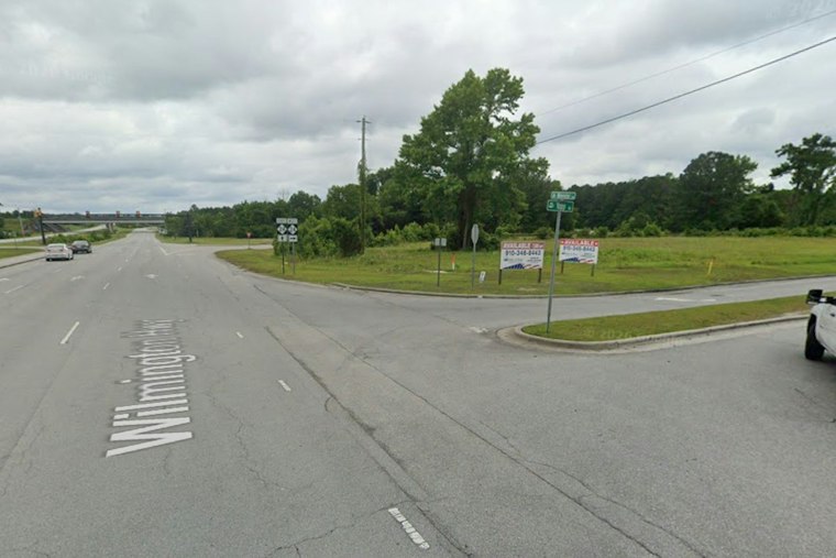 Person Mowing Grass Finds Human Skeletal Remains Near Jacksonville's U.S. 17