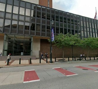 Philadelphia Appeals Court Splits 8-6, Lets DUI Felon Keep His Gun Rights