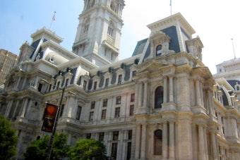 Philadelphia Council Votes Unanimously to Boycott Starbucks Over Stalled Contract